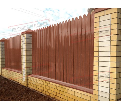 Профнастил фигурный С10 - 0,45 Окрас - А, ПЭ- с пленкой RAL 8004 терракота.