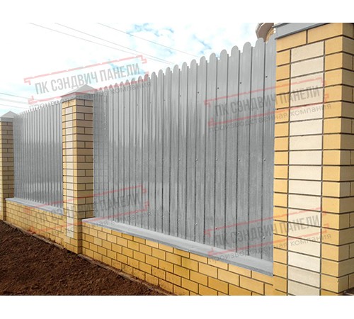Профнастил фигурный С10 - 0,45 Окрас - А, ПЭ- с пленкой RAL 9006 бело-алюминиевый.