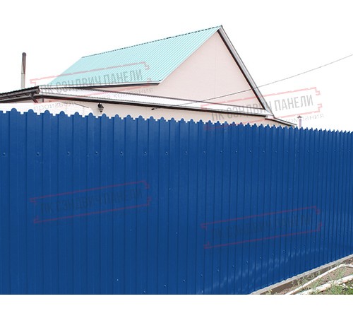 Профнастил фигурный C8 - 0,45 ПЭ с пленкой RAL 5005 синий насыщенный.