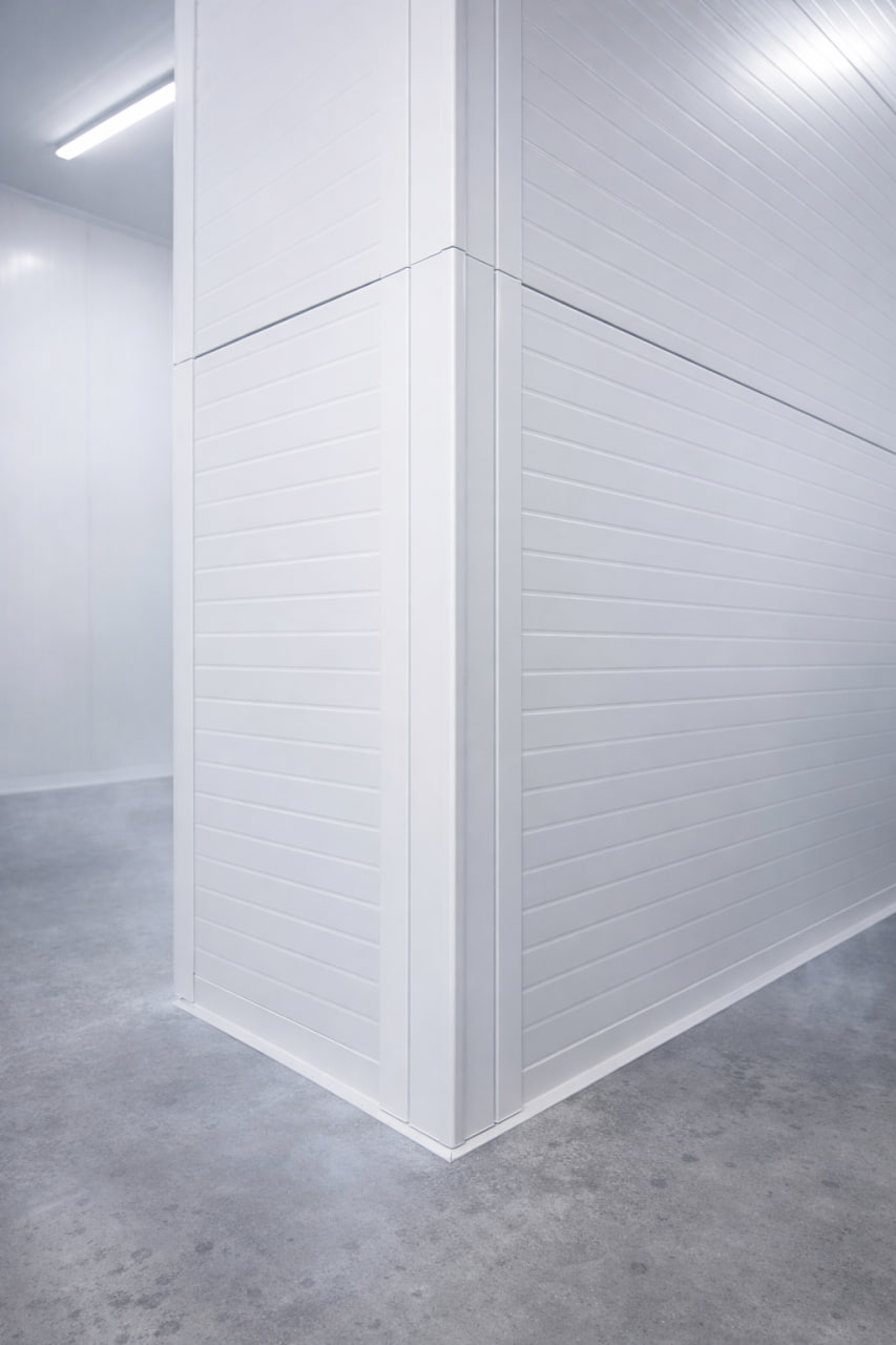 Угловой узел PIR для холодильных камер