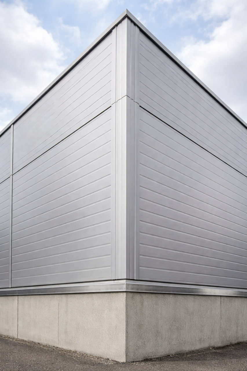 Вертикальная угловая сэндвич-панель PIR